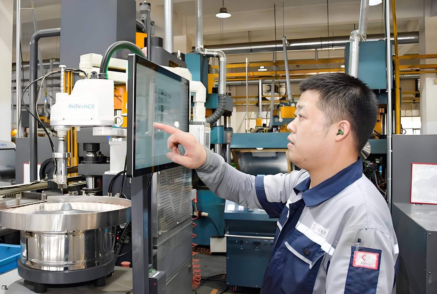 TouchWo触沃工控一体机赋能橡胶和塑料制品业应用解决方案.jpeg